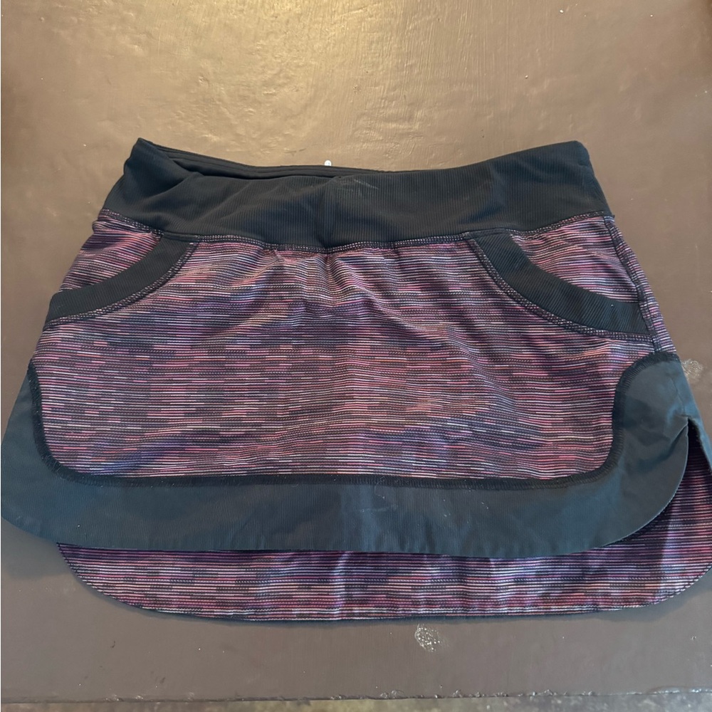 Lululemon Women's Black and Purple Skirt